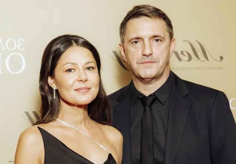 на фото Елена Лядова и Владимир Вдовиченков