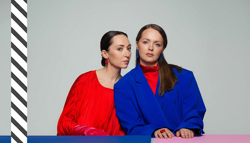 Юлия Ермакова и Юлия Денскевич, создатели и ведущие дизайнеры студии художественного конструирования YUCUBEDESIGN, спикеры многочисленных форумов и мероприятий в сфере интерьерного дизайна и амбассадоры английского бренда красок Little Greene.