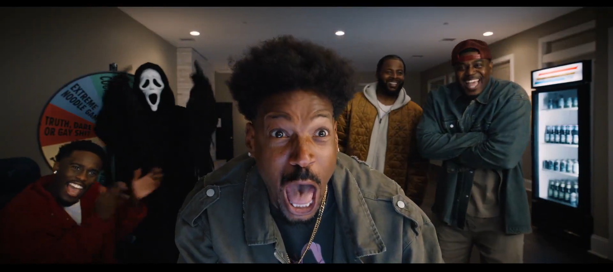 Кадр из трейлера фильма «Очень страшного кино 6»