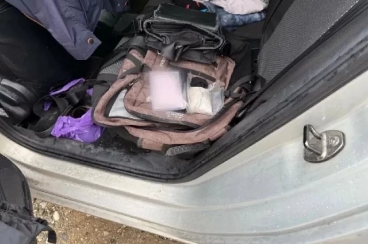    В Астраханской области осудили жителя Тольятти за 300 свертков мефедрона