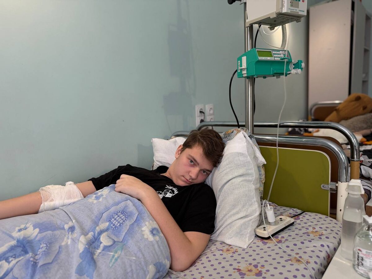 Назар сражается за свою жизнь в донецком онкоотделени