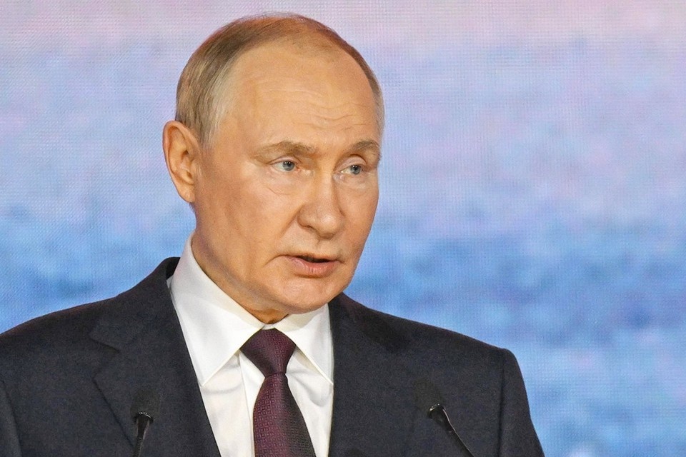    Владимира Путина пригласили с визитом в Бруней Михаил ФРОЛОВ