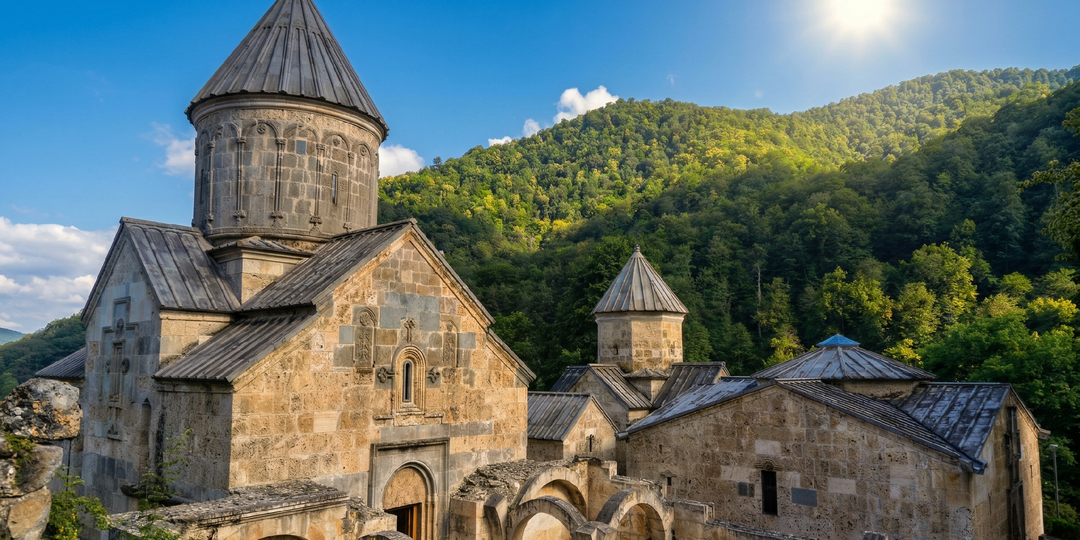 Старый город и новые мосты - контрасты Тбилиси, которые нужно увидеть.