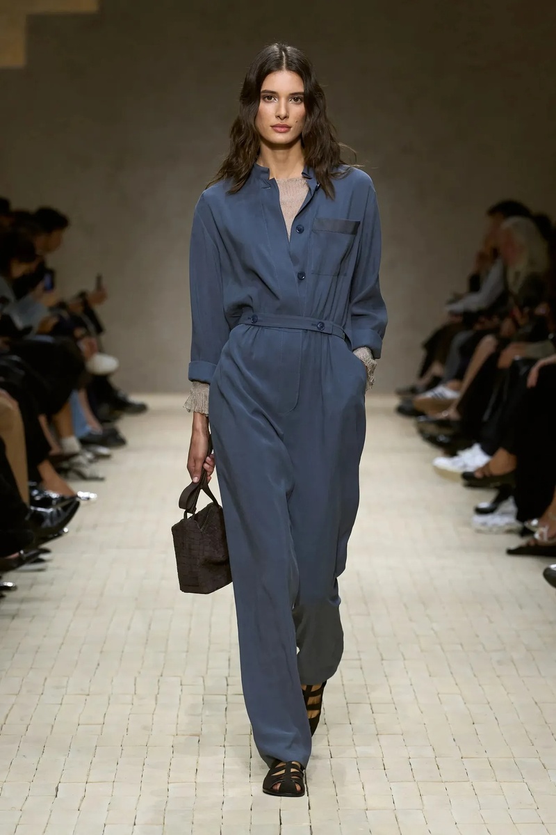 Emporio Armani весна-лето 2026