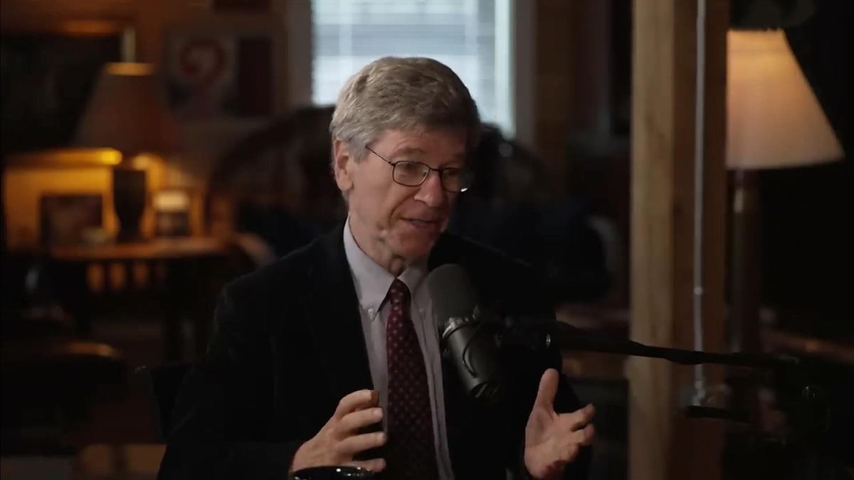    Вести недели. Джеффри Сакс изложил Такеру Карлсону историю противостояния РФ и НАТО