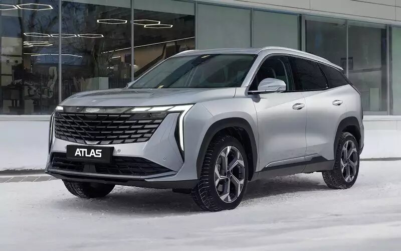 Geely Atlas📷
