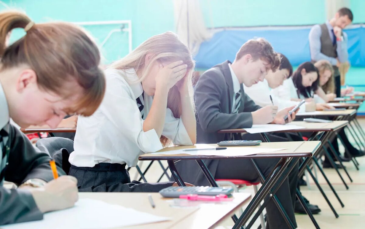    ЕГЭ – 2026: что изменилось и к чему родителям старшеклассников готовиться уже сейчас