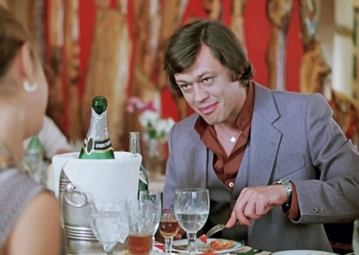 Кадр из фильма "Дамы приглашают кавалеров"