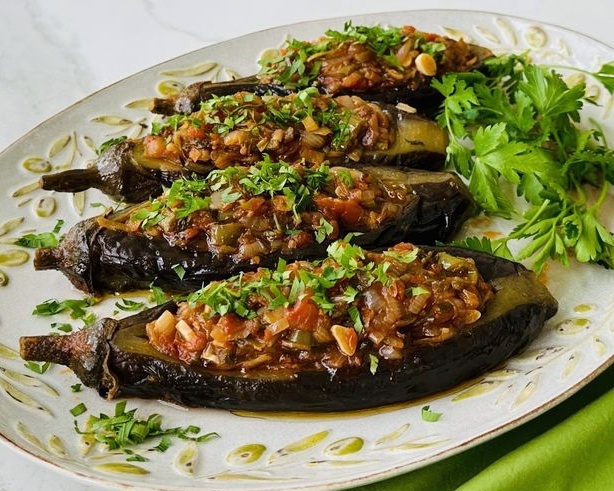 Постный праздничный стол