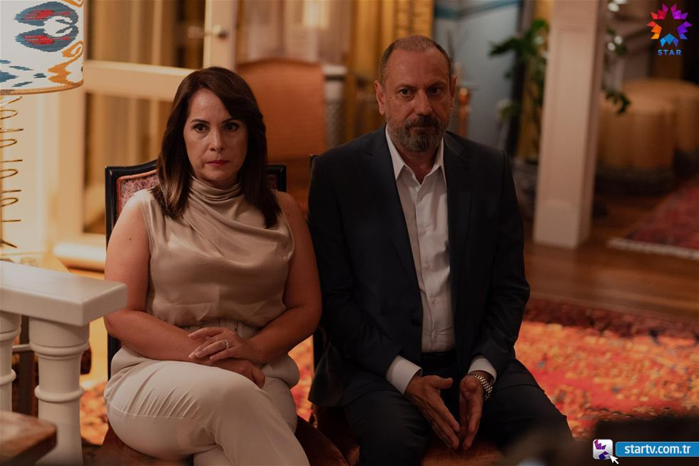 Кадр из сериала "Спрячь меня"