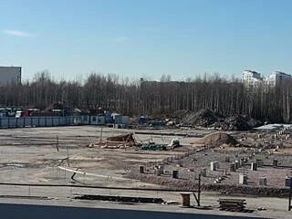 Строительная площадка автовокзала в Купчино. Разрешение на строительство заканчивается в сентябре 2026 года