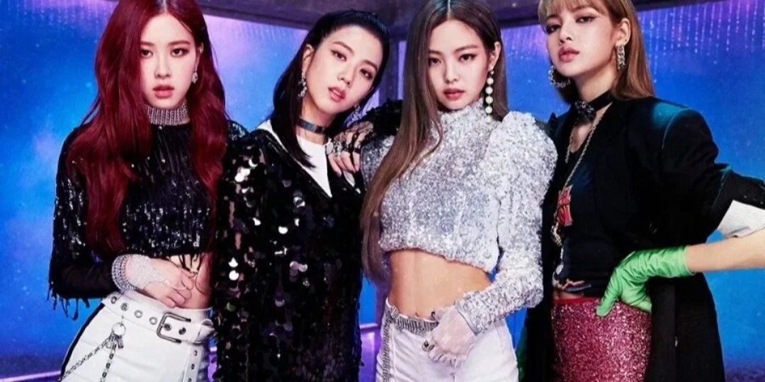 Музыкальная группа Black Pink которая имеет огромный успех в шоу бизнесе