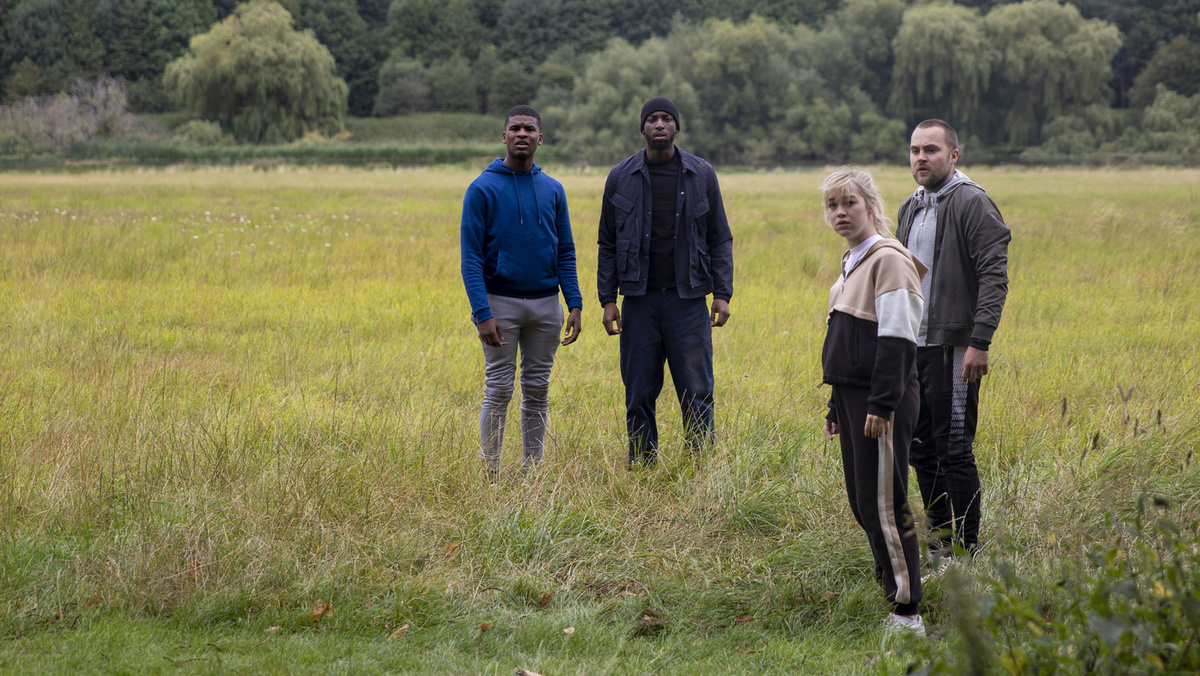 Четверо - "дичь"