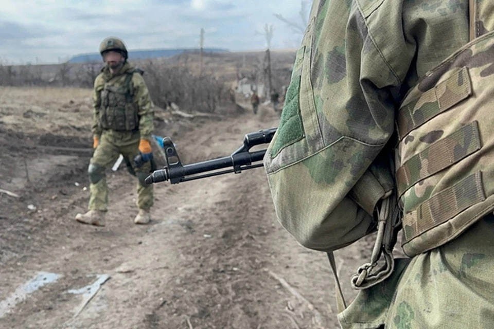    Бойцы «Южной» группировки войск улучшили положение по переднему краю в ДНР (архивное фото) Александр КОЦ