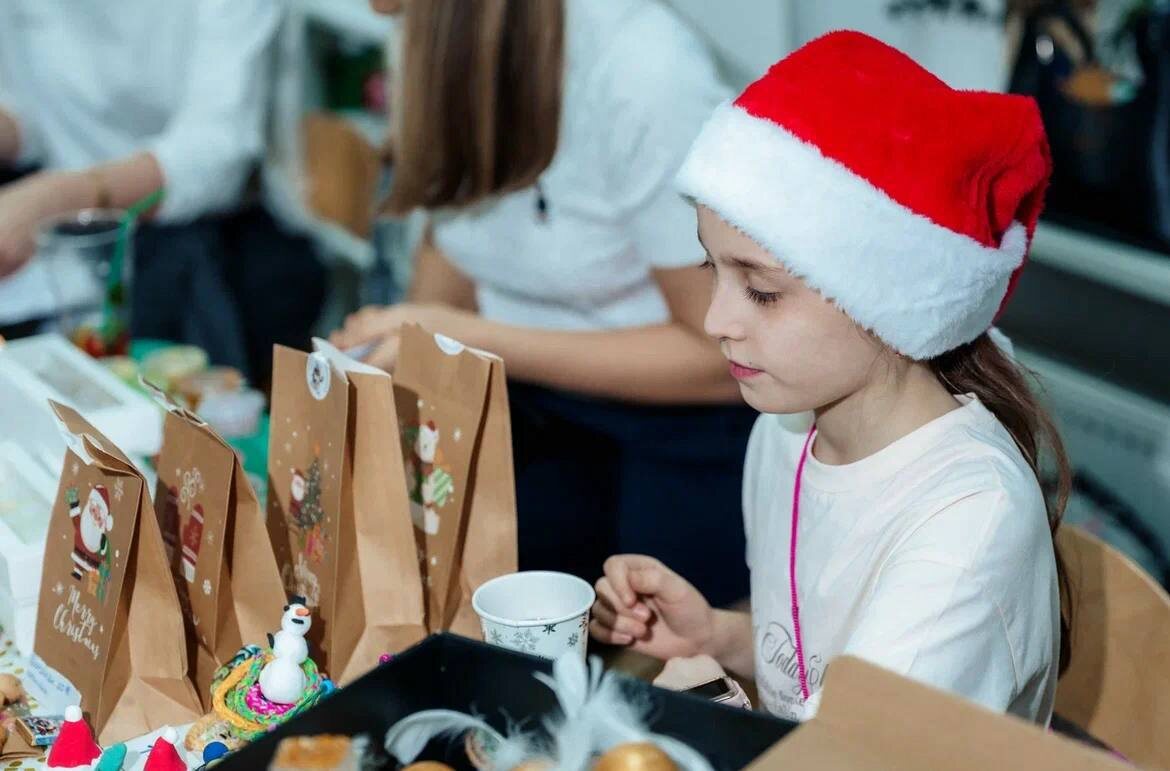 Вы, наверное, подумаете, что это были счётные палочки?:) Ха-ха! Ну почти! Съедобные палочки, которые можно погрызть.