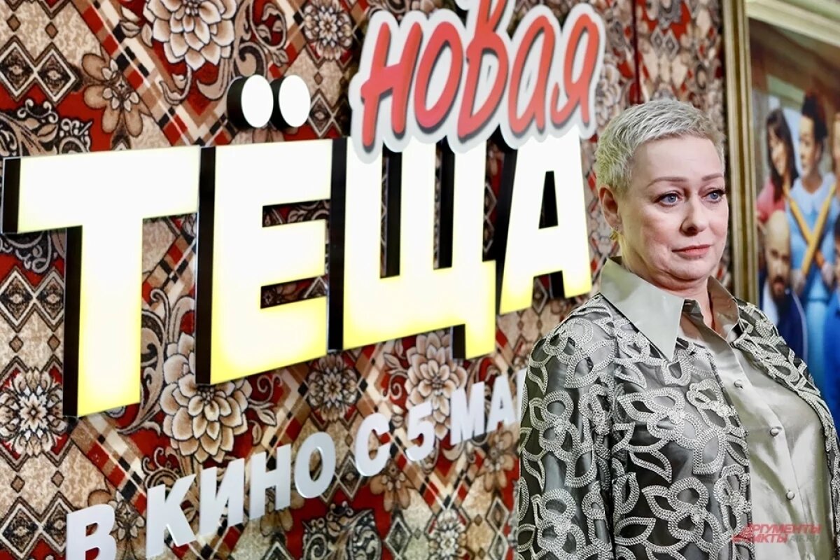    Актриса Аронова заявила, что готова «сожрать» обидчика своих детей