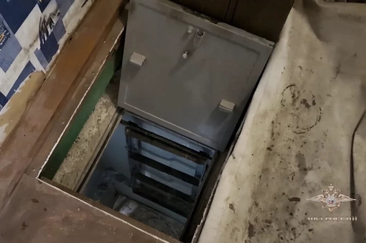    Житель Иркутска, создавший бункер под домом, предстанет перед судом