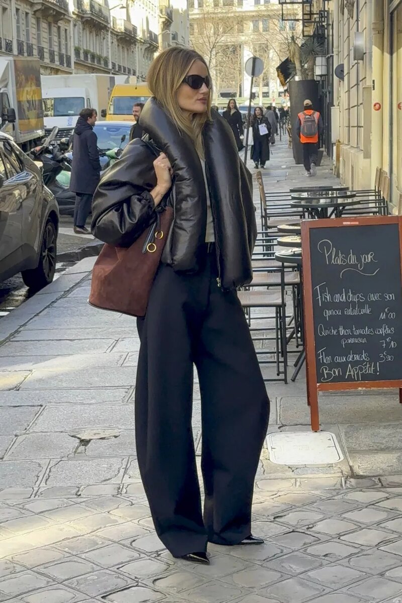 Рози Хантингтон-Уайтли📷
