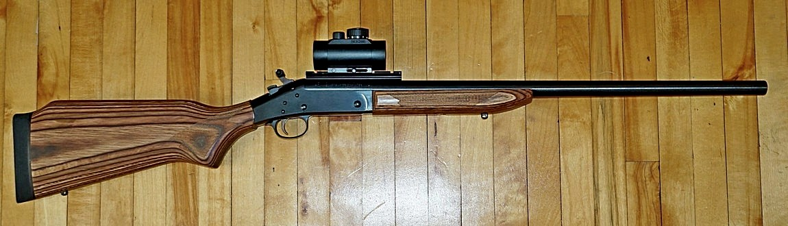Модель H&R Ultra Varmint Rifle .223, однозарядная "переломка". (Фото Picanox, CC BY-SA 4.0)