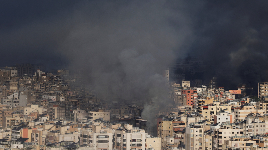    Фото: Reuters/Khalil Ashawi; Telegram/ 24News / twentyfournews, الحساب الرسمي لقناة المنار على التليغرام/ twentyfournews; 5-tv.ru