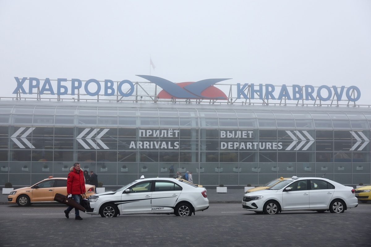    Калининград Храброво аэропорт (фото: РИА)
