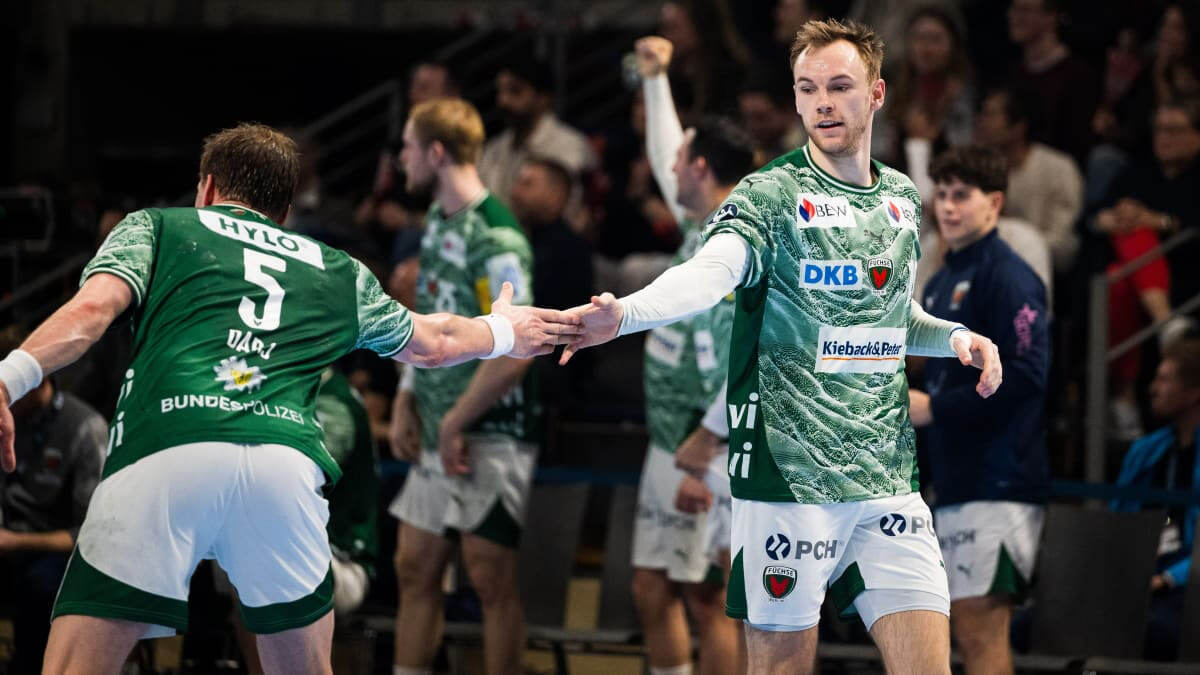    Берлинцы во главе с Матиасом Гидселем (справа) добрались до второго места в бундеслиге