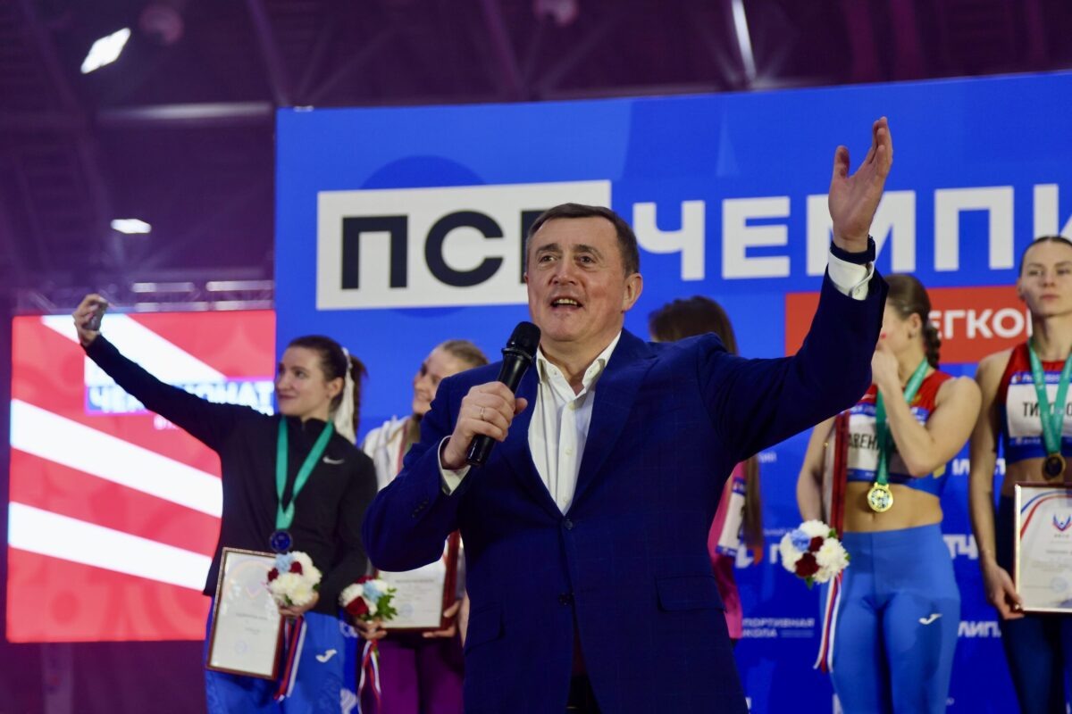 Губернатор Валерий Лимаренко. Фото: пресс-служба правительства Сахалинской области