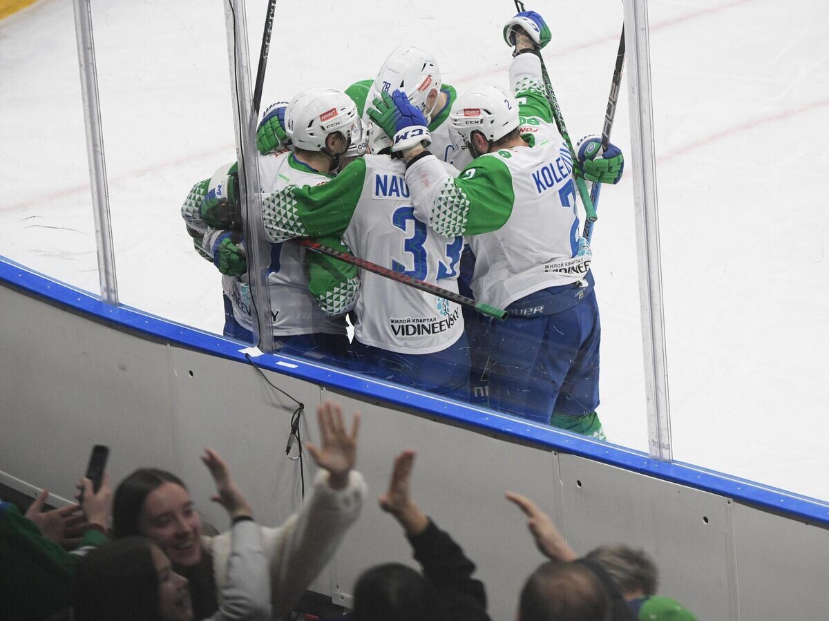    Хоккей. КХЛ. Матч "Динамо" (Москва) - "Салават Юлаев" | © РИА Новости / Владимир Федоренко