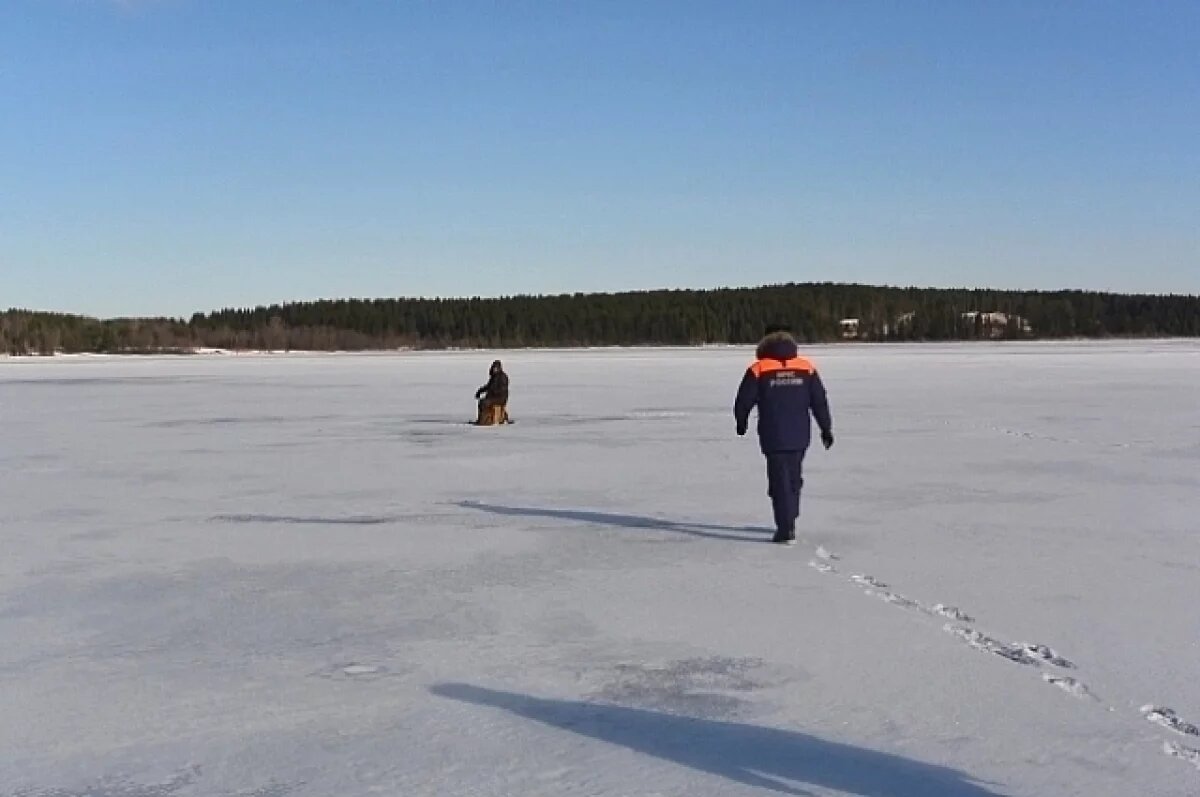    Запрет выхода на лед продолжают вводить в муниципалитетах Псковской области
