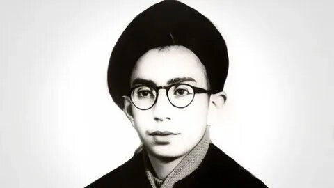 Али Хаменеи в подрастковом возрасте