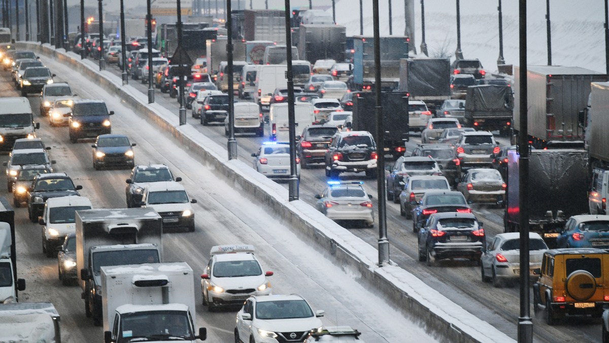    МКАД пробка зима РИА