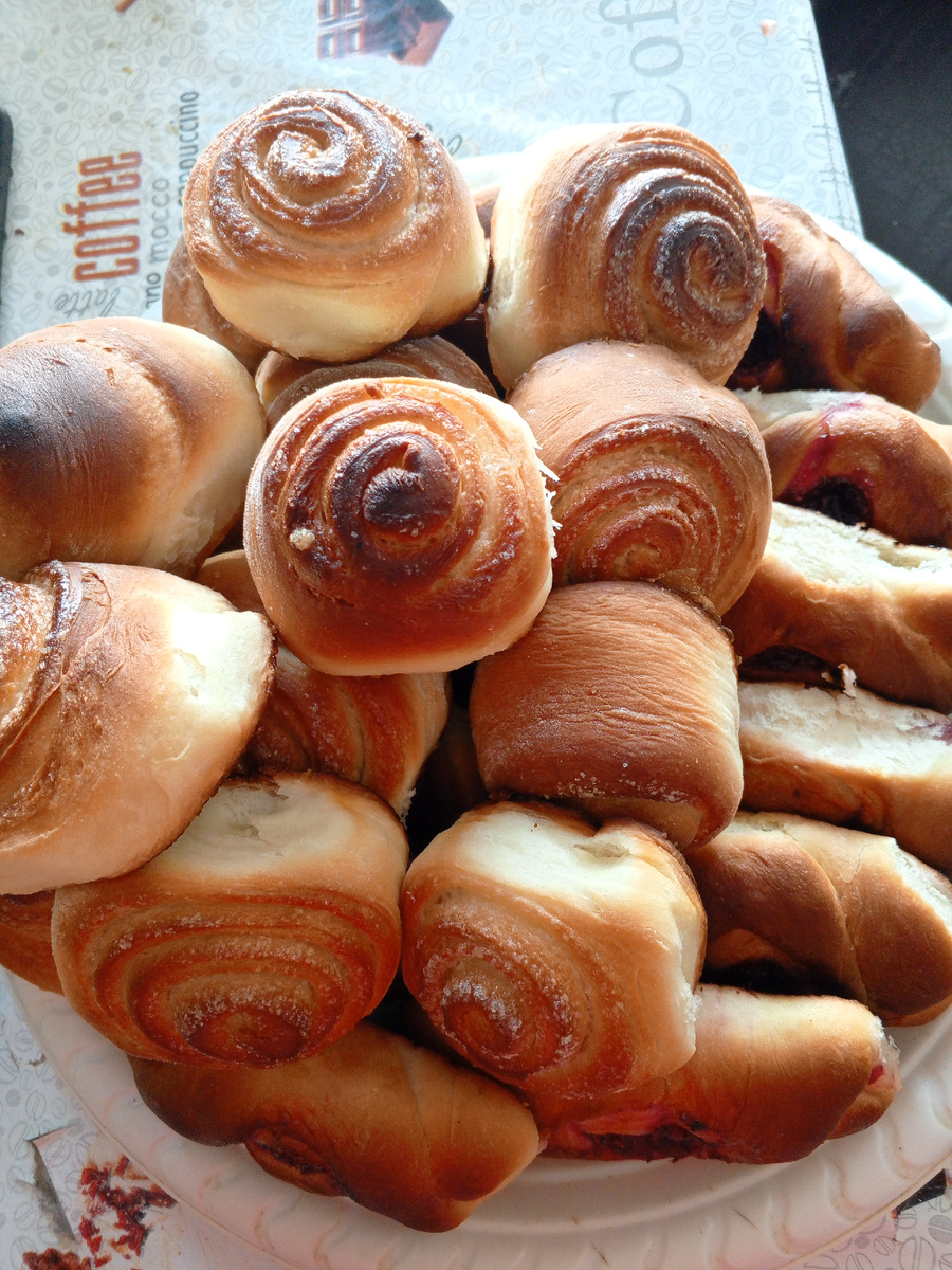 Немного зажарила сегодня булочки.