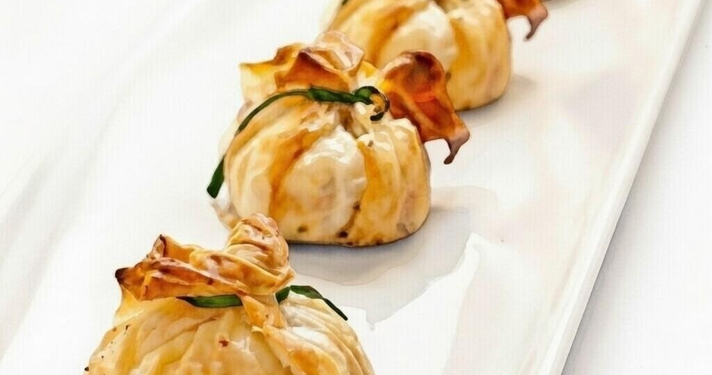 Праздничный стол без сложных рецептов: меню к 8 Марта из простых продуктов