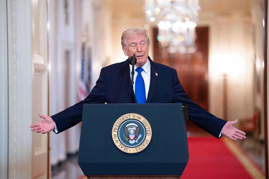    Aaron Schwartz — Pool via CNP/Keystone Press Agency/Global Look Press