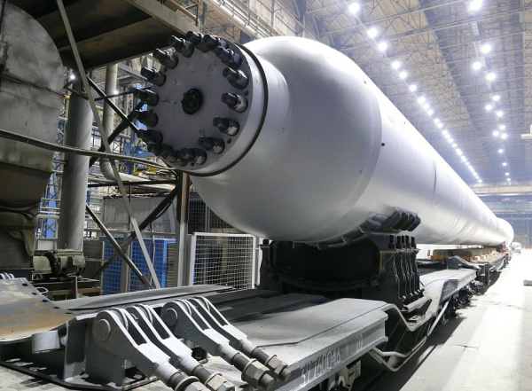      Вспомнили былое: «Уралхиммаш» создал мега-реактор высотой с 18-этажный дом
