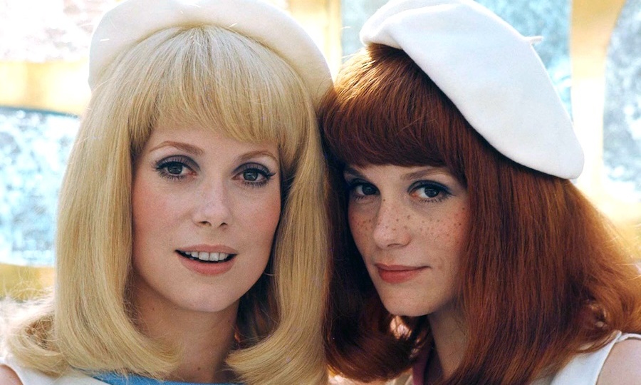 Яркие краски и торжество жизни от Катрин Денёв и Франсуазы Дорлеак: «Девушки из Рошфора»