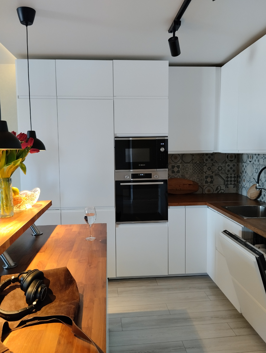 Люблю свою квартиру, особенно кухню IKEA.