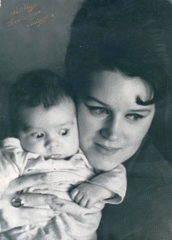 Человек родился