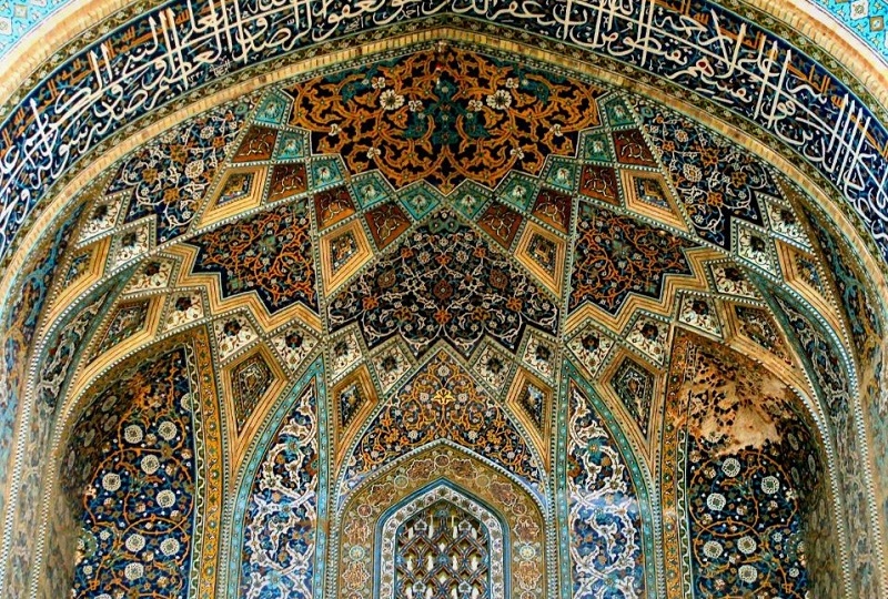 Без права на лицо: почему в исламском искусстве нет изображений людей и животных