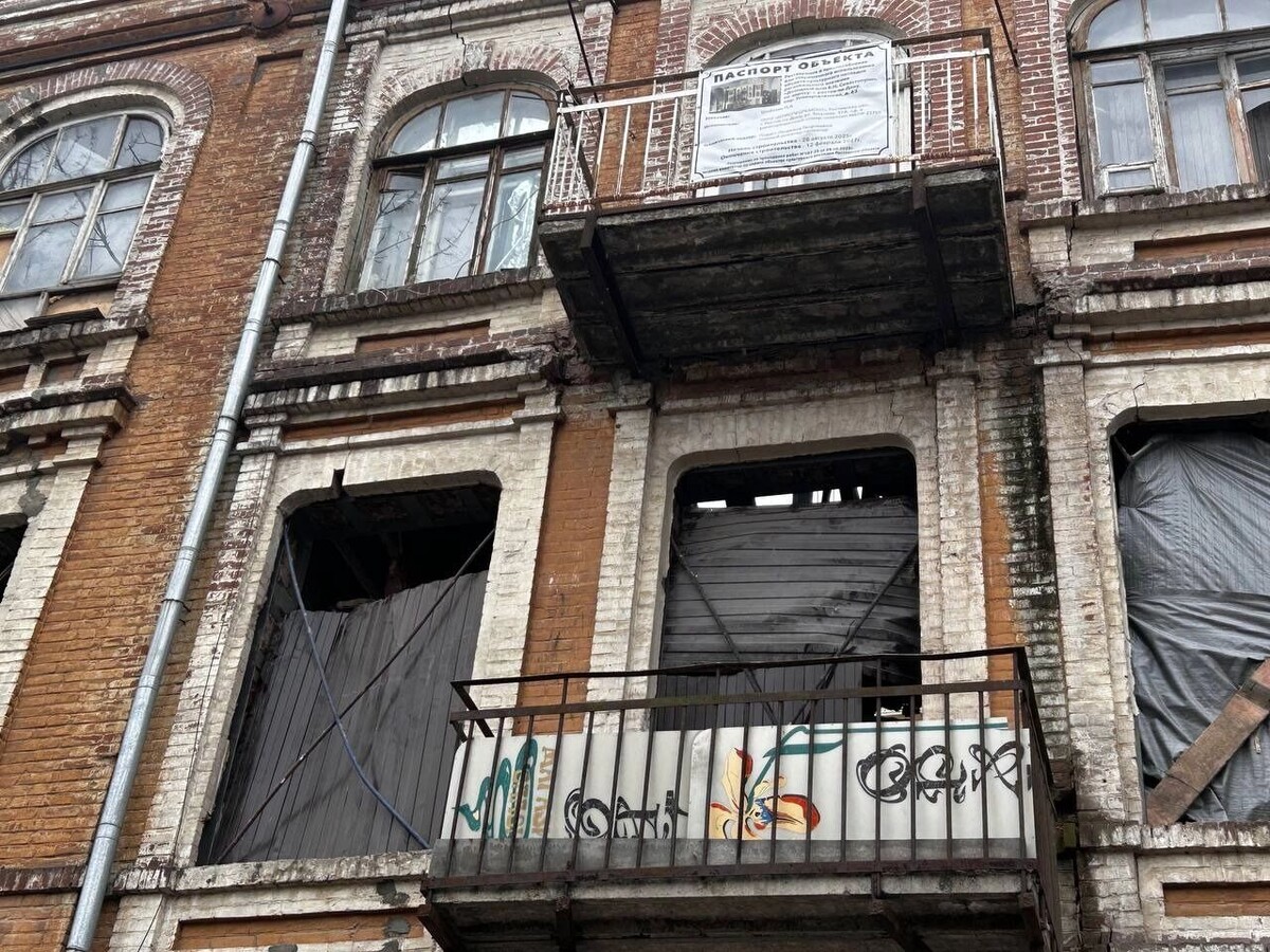    Внесенный в перечень ОКН дом в Ростове-на-Дону остался без крыши   rostovgazeta.ru