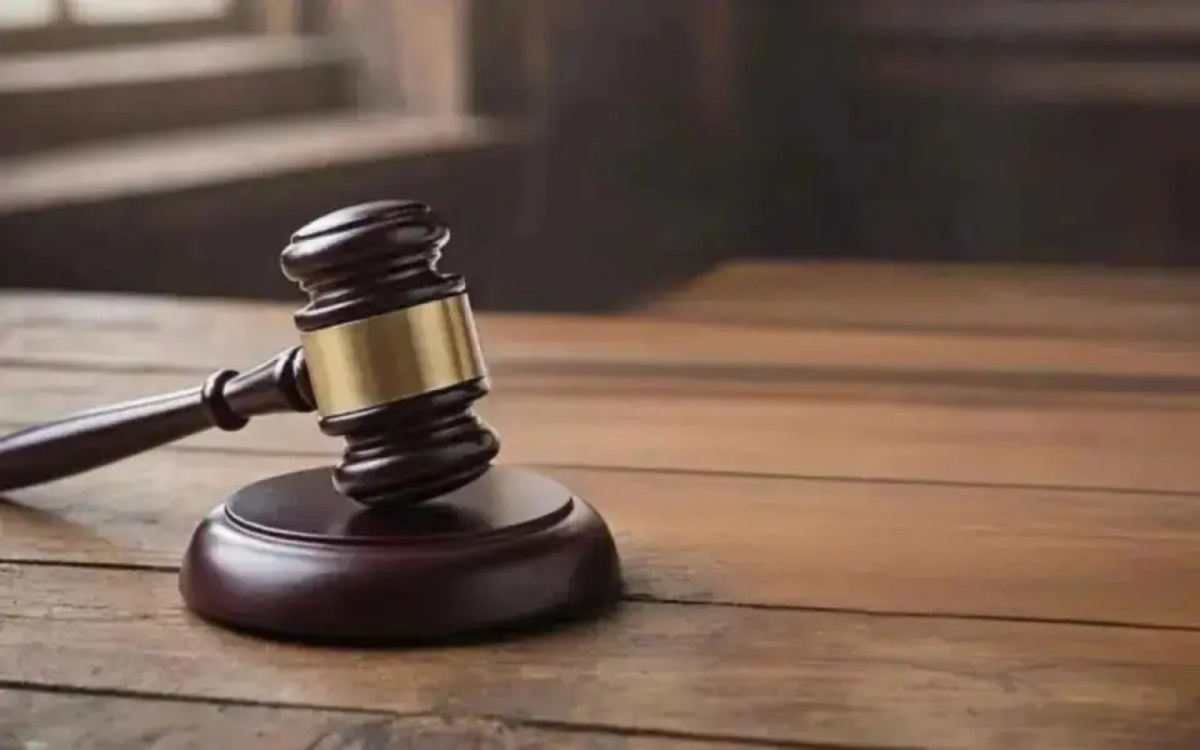    Орловского экс-эксперта «Упрдор Москва–Харьков» оштрафовали на 3,8 млн рублей за взятки Фото: GigaChat