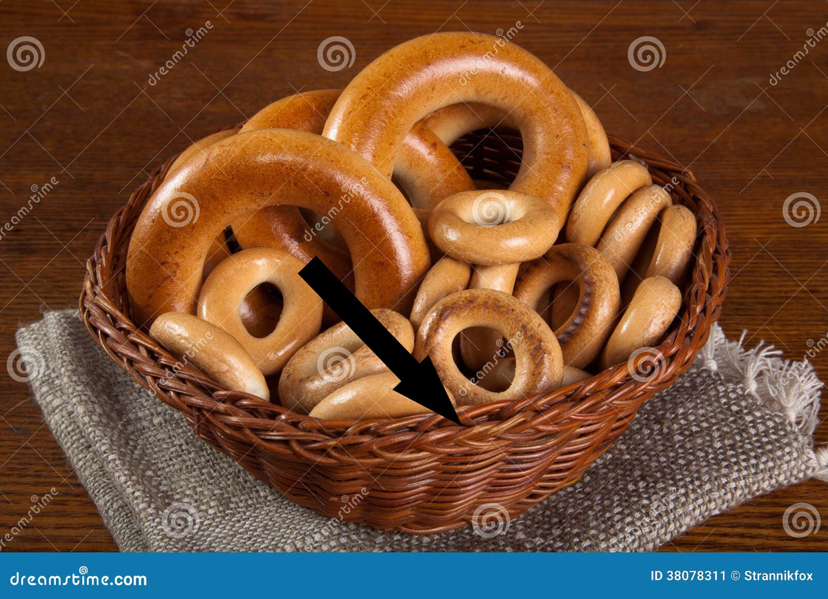    Зачем наши бабушки вешали сушки на нитку