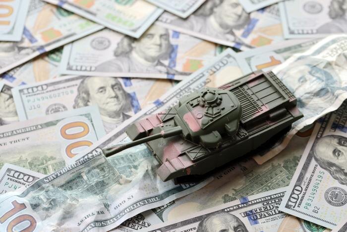 Обложка © Shutterstock / FOTODOM / Mehaniq