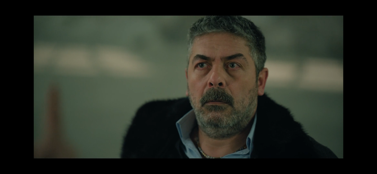 Стоп кадр из сериала «Семья - это испытание»