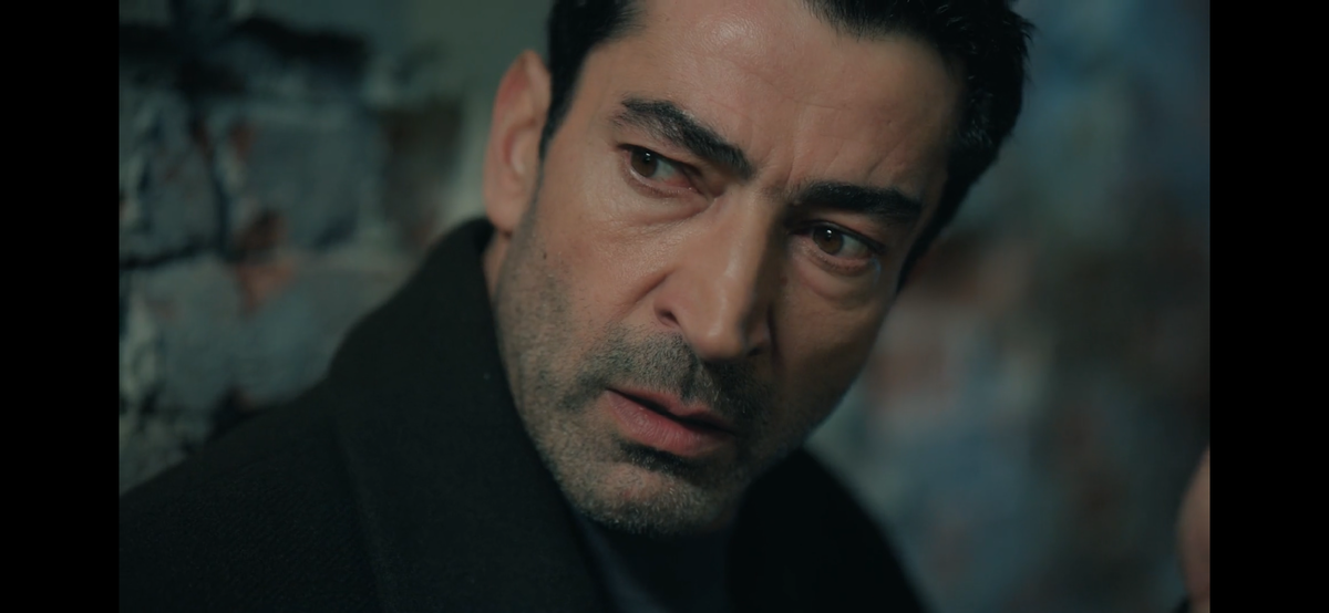 Стоп кадр из сериала «Семья- это испытание»