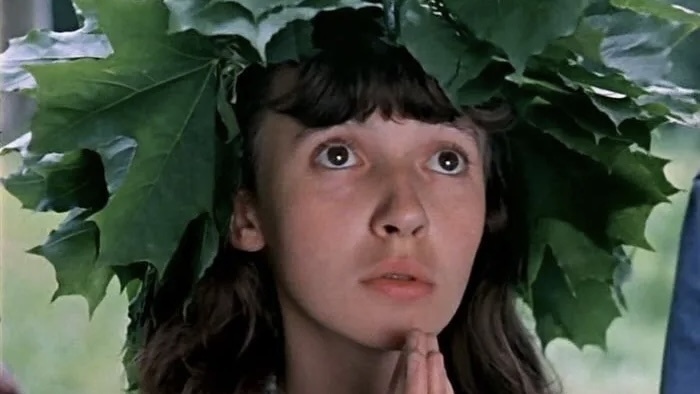 «Я всё ещё смотрю на мир глазами из детства»: почему звезда «Вам и не снилось» Татьяна Аксюта оставила кино и как приняла предательство мужа