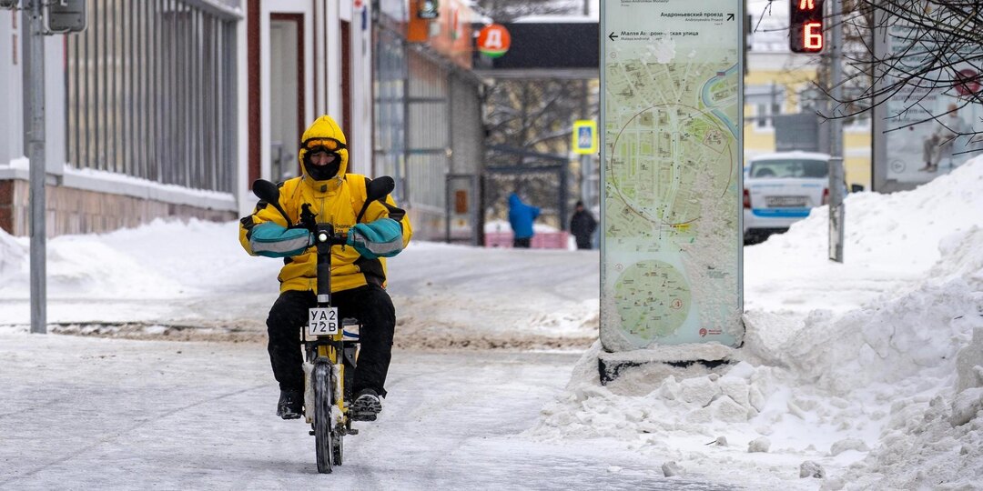 В России предложили штрафовать курьеров за доставку алкоголя