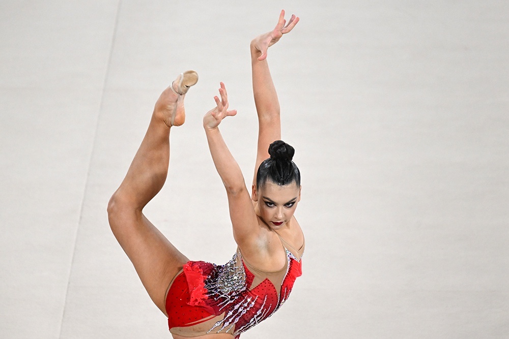    Лале Крамаренко пока не хватает сложности и точности, но ее яркие образы остаются неподражаемыми. / РИА Новости