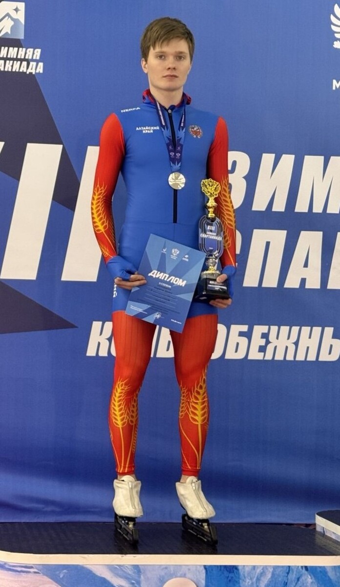    Данил Борисов - серебряный призёр XIII зимней Спартакиады учащихся России. Фото: СКР