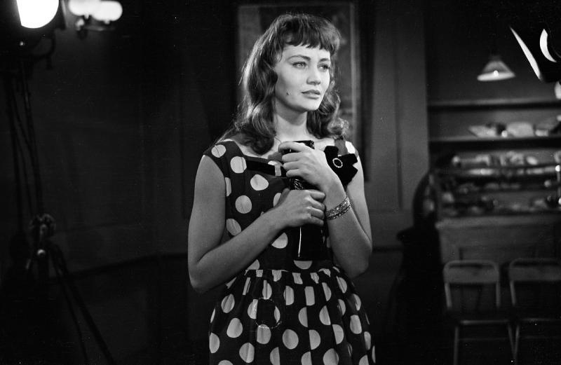 Кадр из фильма "В дождь и в солнце"